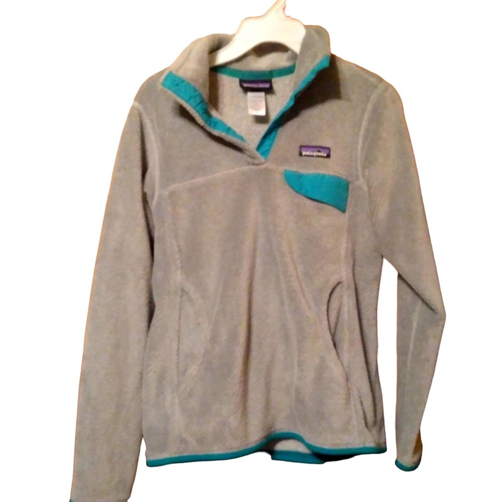 Patagonia retooled snap gray small pullover